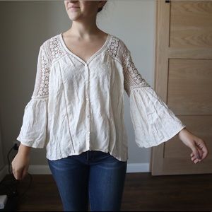 White lace long sleeve top
